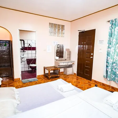 Gracias Inn Boracay-3